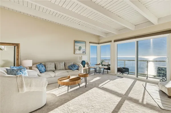 $10,800 | 883 Katella Street, Laguna Beach, CA 92651