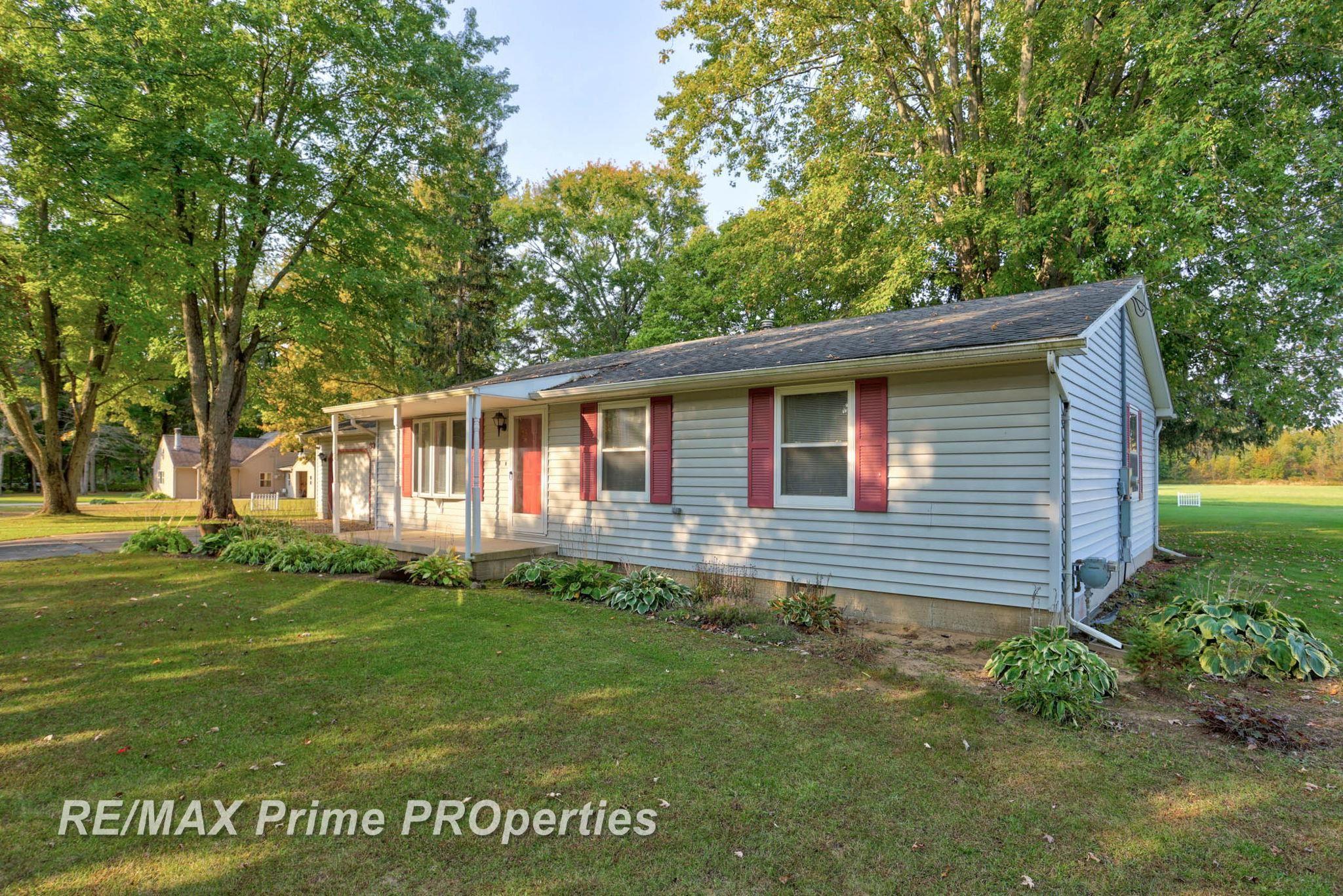 9360 Sheridan Road Burt, MI 48417 - Photo 3 of 43