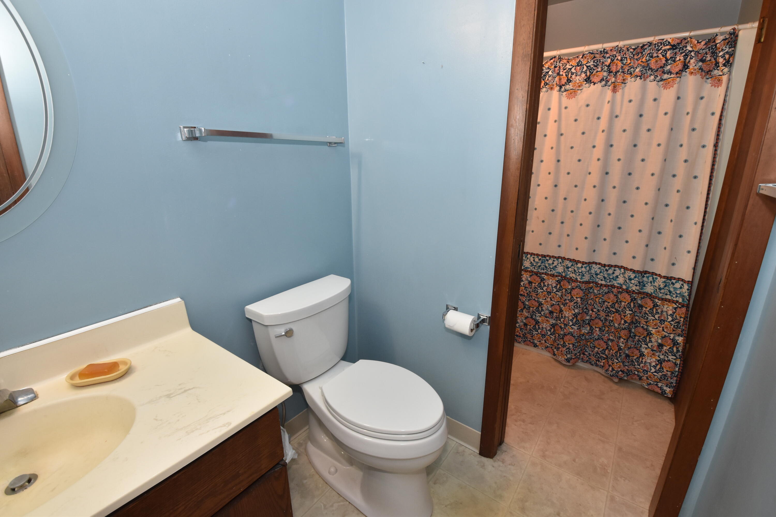 104 Woodfield Court Wind Point, WI 53402 - Photo 18 of 42 Main Floor Bath