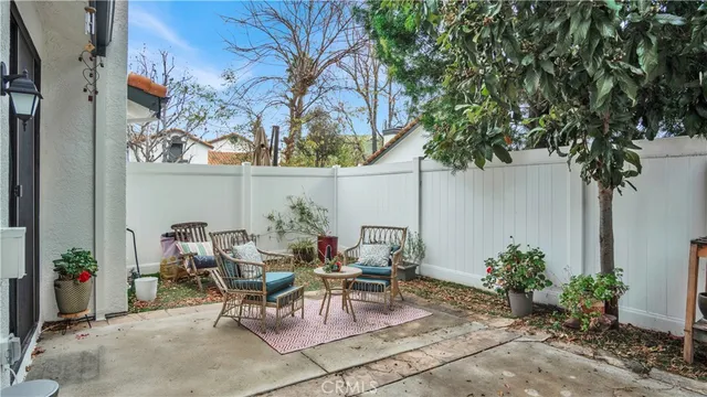 $720,000 | 4790 Gondola Drive, Oak Park, CA 91377