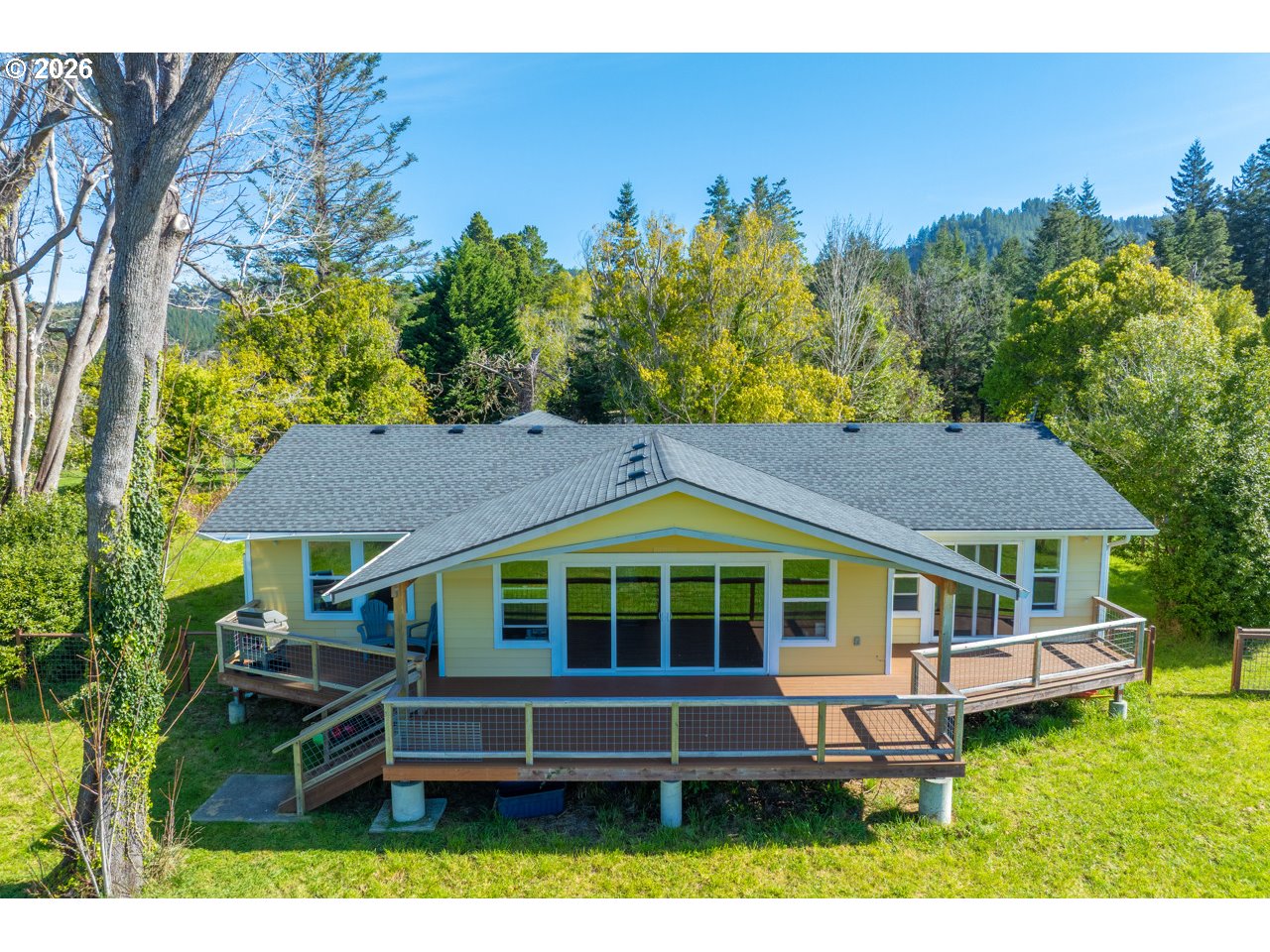 95639 Jerry's Flat Road Gold Beach, OR 97444 - Photo 7 of 46