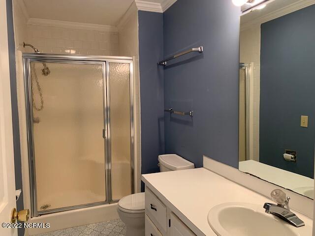 1861 Quail Ridge Road, Unit A Greenville, NC 27858 - Photo 31 of 33 Master Bath