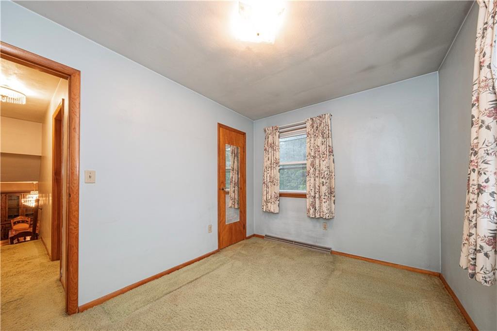 492 Smiths Ferry Road Midland, PA 15059 - Photo 15 of 33