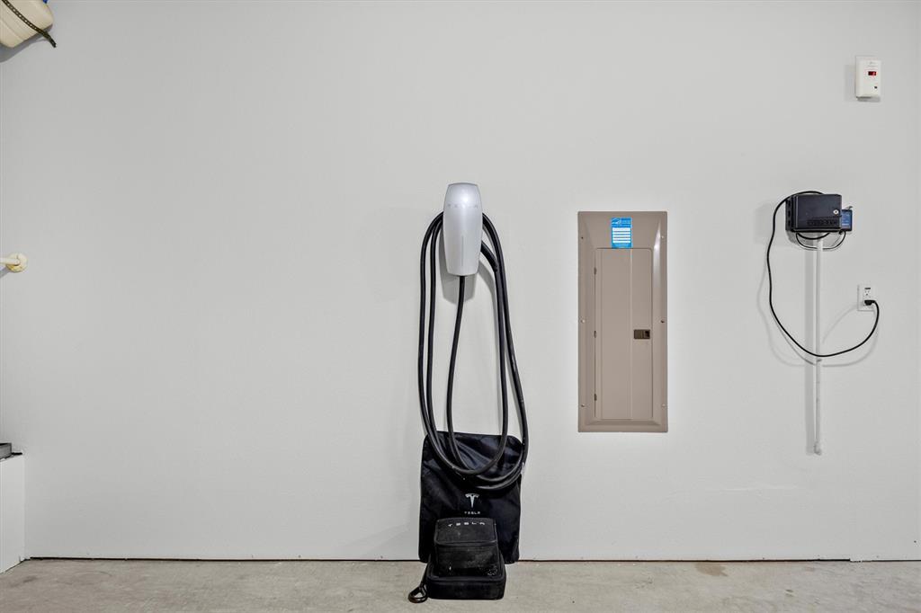 2610 Meadow Ridge Drive Prosper, TX 75078 - Photo 28 of 32 a view of a closet