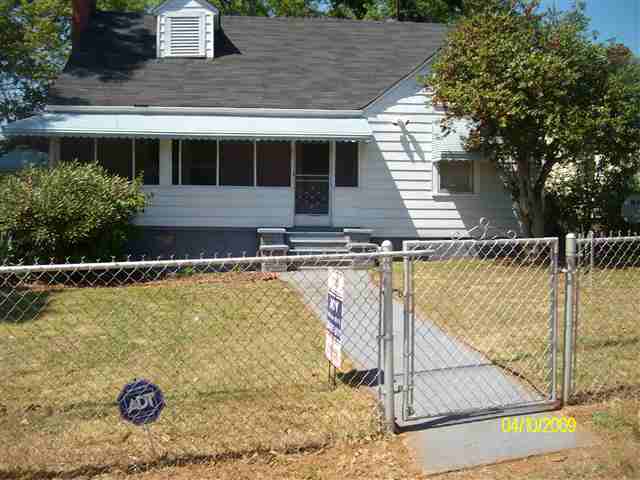 27 Loop Street Greenville, SC 29609 - Photo 1 of 17 Gallery Image 1