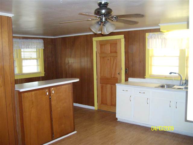 27 Loop Street Greenville, SC 29609 - Photo 15 of 17 Gallery Image 15
