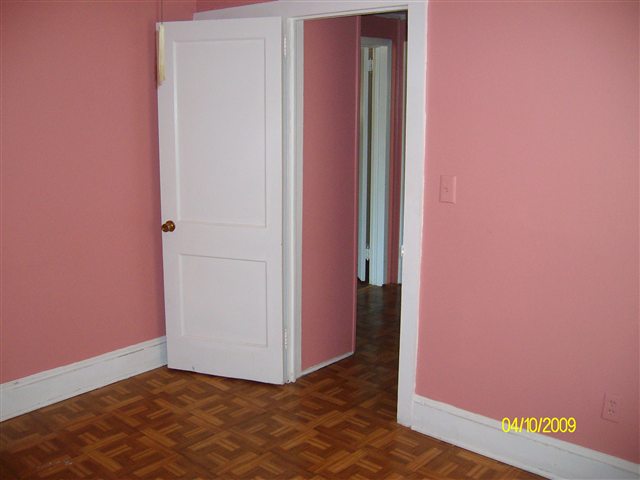 27 Loop Street Greenville, SC 29609 - Photo 8 of 17 Gallery Image 8