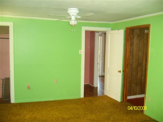 27 Loop Street Greenville, SC 29609 - Photo 9 of 17 Gallery Image 9