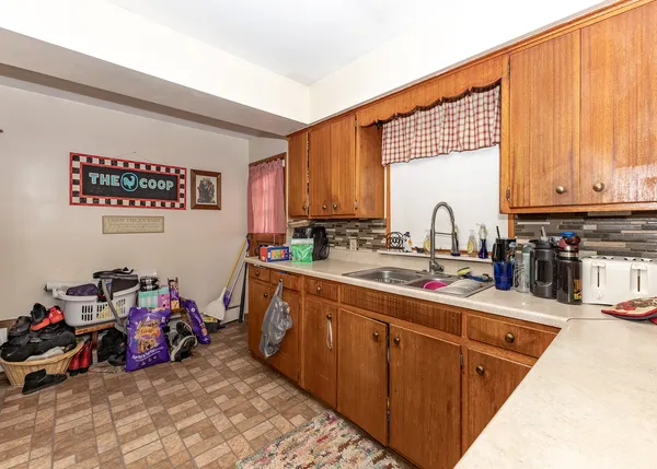 $164,900 | 1608 3rd Street, Camanche, IA 52730