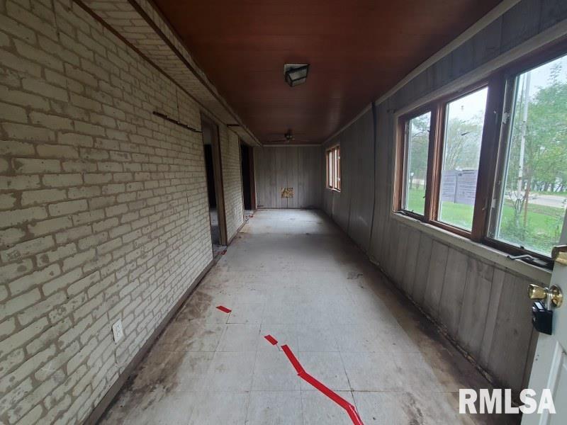 6277 Riverview Road Thomson, IL 61285 - Photo 11 of 20 Gallery Image 11