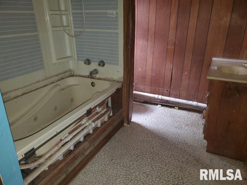 6277 Riverview Road Thomson, IL 61285 - Photo 17 of 20 Gallery Image 17