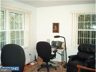 205 Arden Road Broomall, PA 19008 - Photo 7 of 11 Gallery Image 7