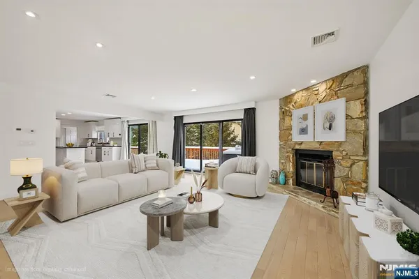 $8,500 | 11 Hudson Terrace, Englewood Cliffs, NJ 07632