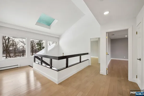 $8,500 | 11 Hudson Terrace, Englewood Cliffs, NJ 07632