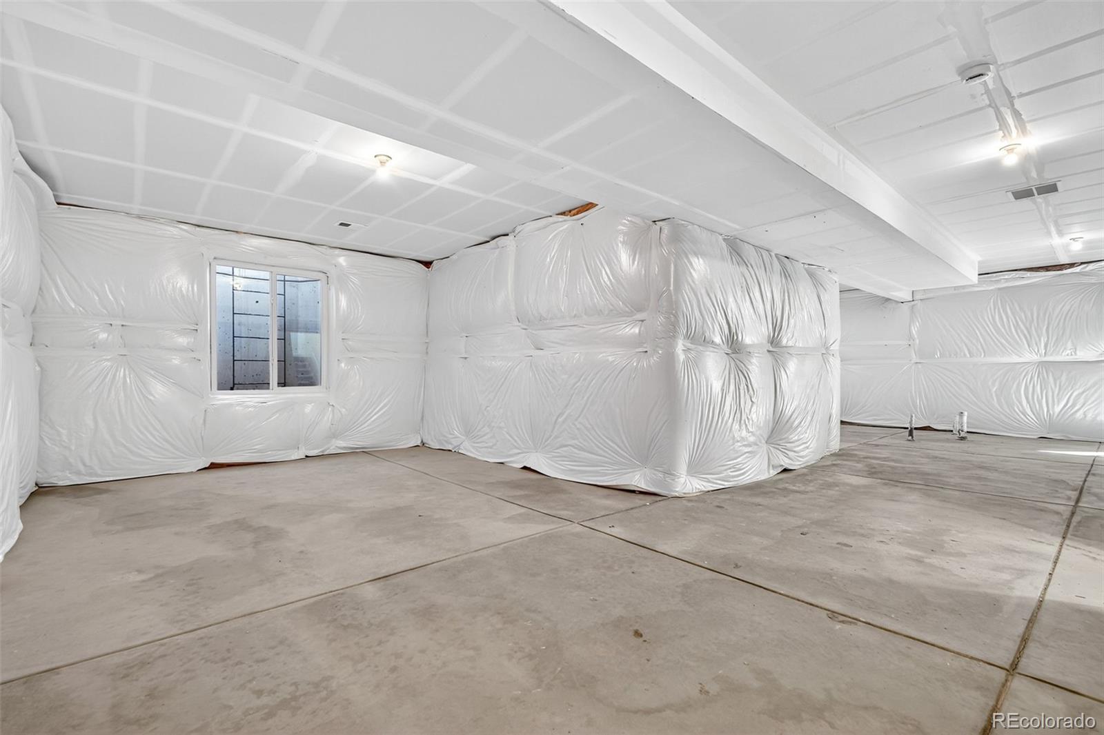 17095 West 92nd Loop Arvada, CO 80007 - Photo 22 of 37 a view of an empty room