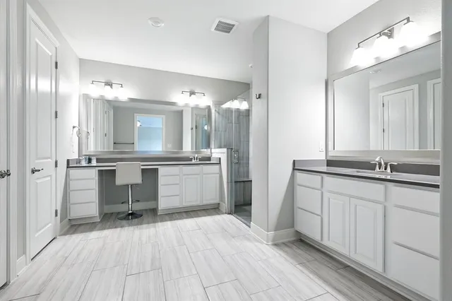 a view of an empty walk in closet