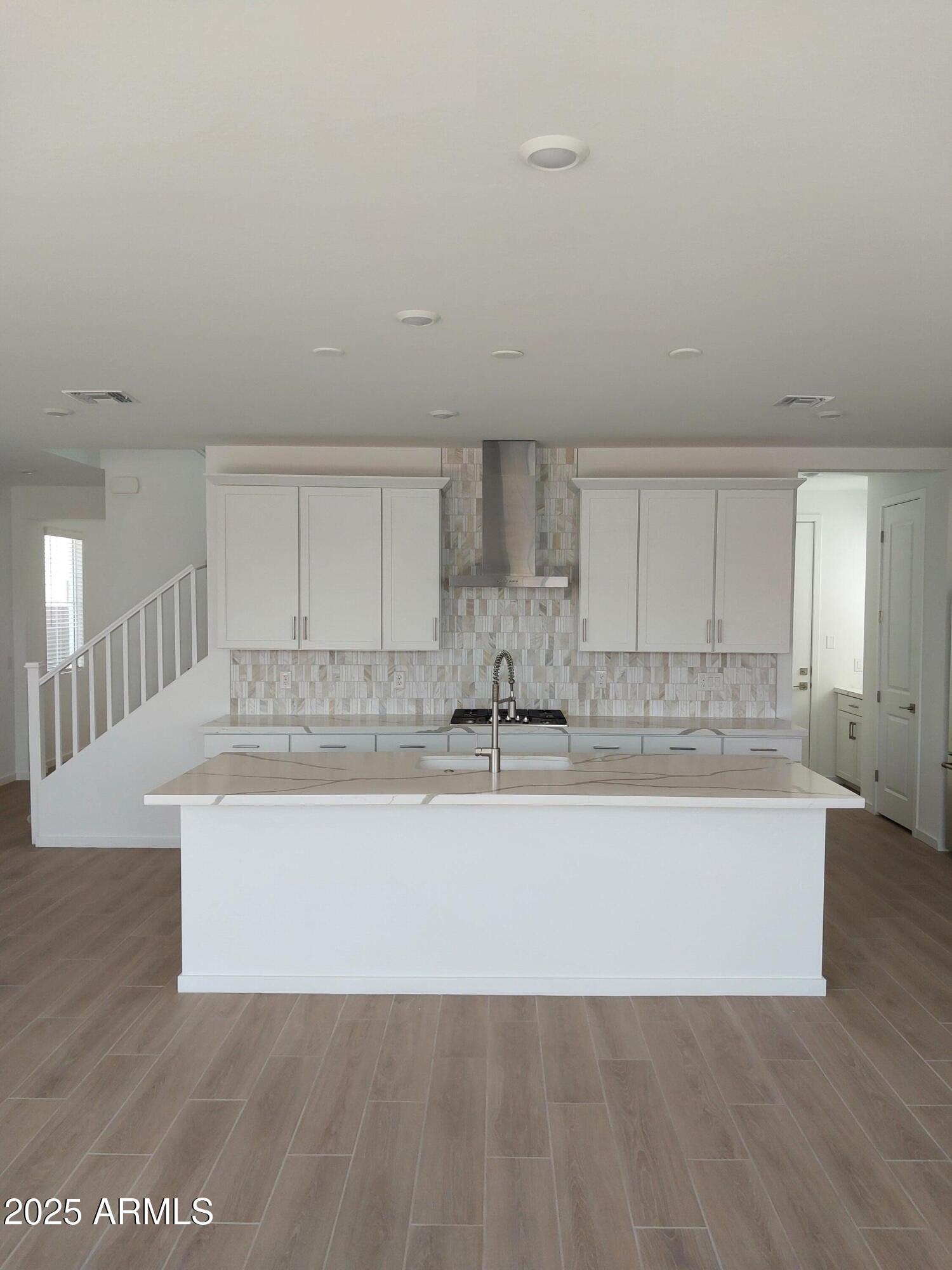 2486 West Rowel Road Phoenix, AZ 85085 - Photo 4 of 16 20250814_122711