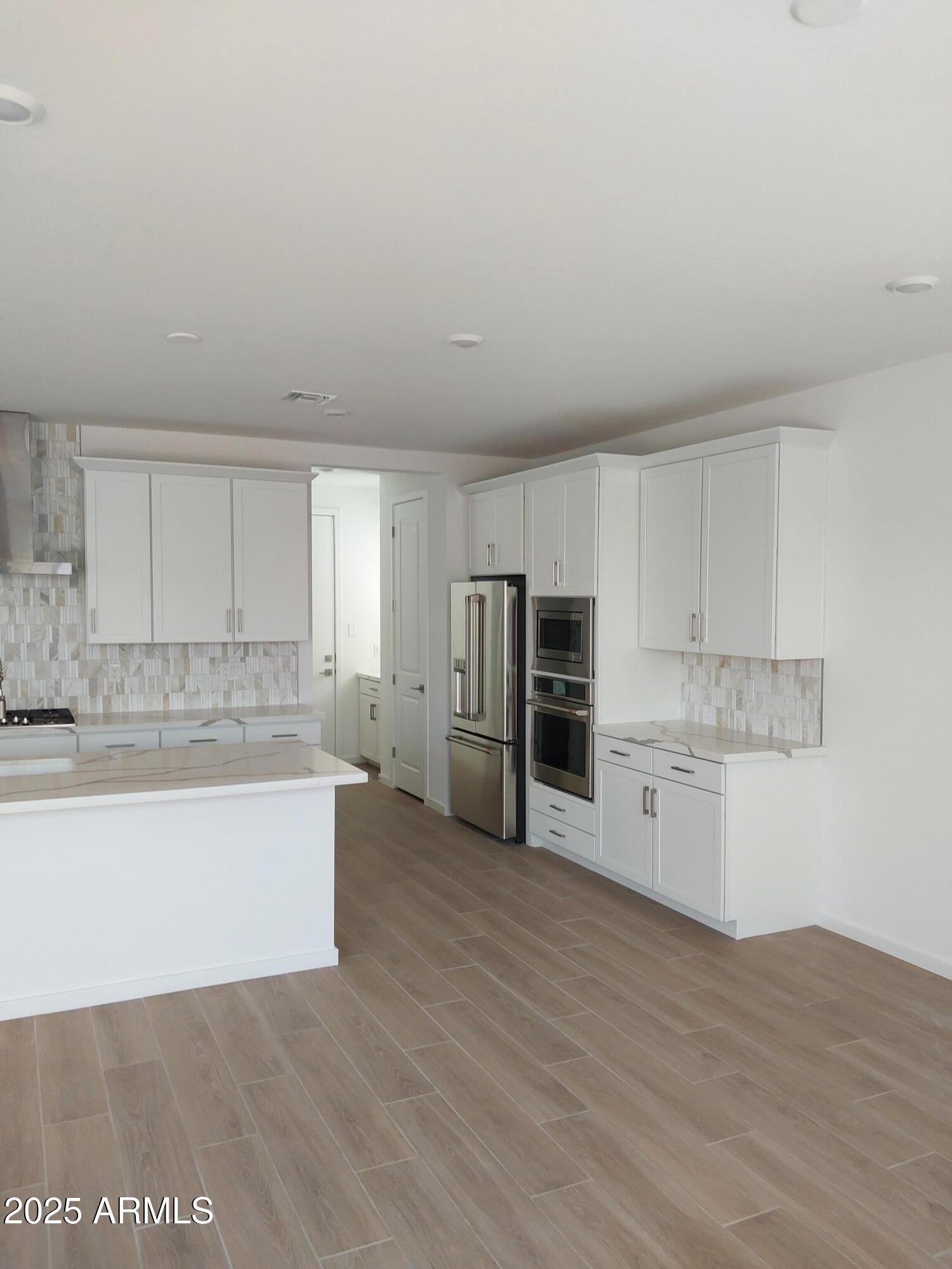 2486 West Rowel Road Phoenix, AZ 85085 - Photo 5 of 16 20250814_122714