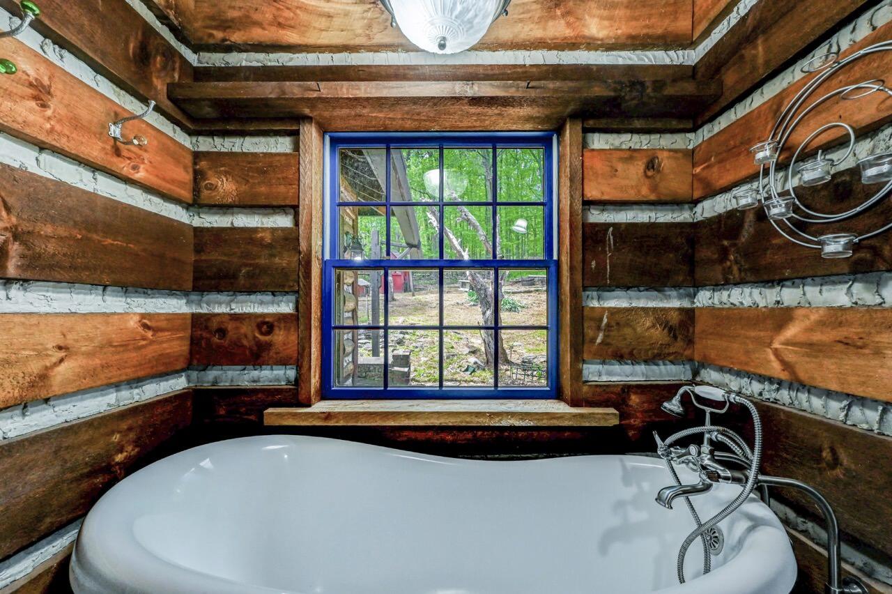 2285 Bear Town Road Canadensis, PA 18325 - Photo 32 of 58 a indoor swimming pool in the back of a building