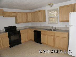 84 Garren Creek Road Fairview, NC 28730 - Photo 4 of 12 Gallery Image 4