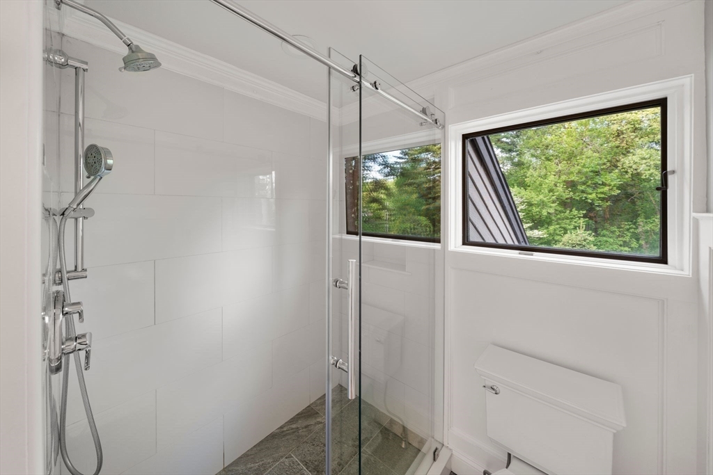 516 First Parish Road Scituate, MA 02066 - Photo 23 of 37