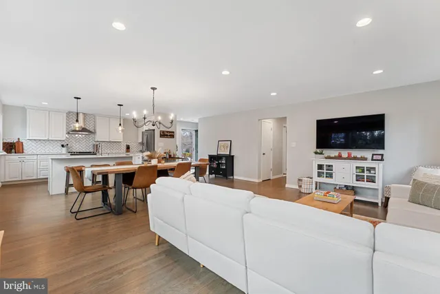 $650,000 | 3 Crab Apple Lane, Lawrenceville, NJ 08648