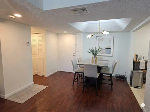 $124,999 | 3670 Inverrary Drive, Unit 3Y, Lauderhill, FL 33319