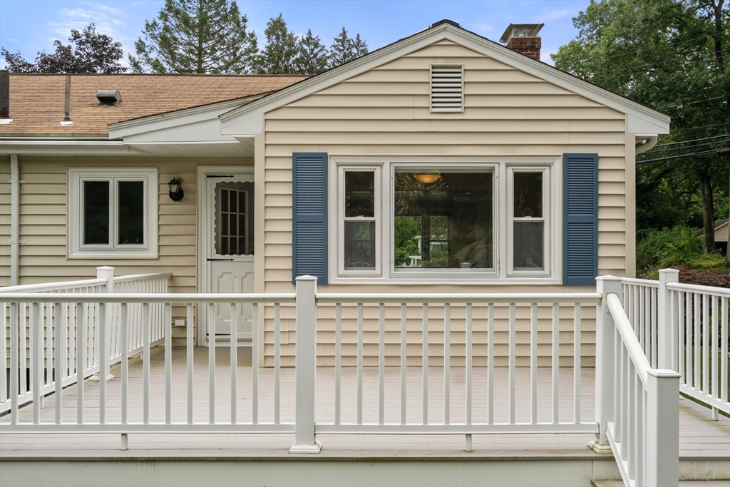 95 Marked Tree Road Needham, MA 02492 - Photo 12 of 15