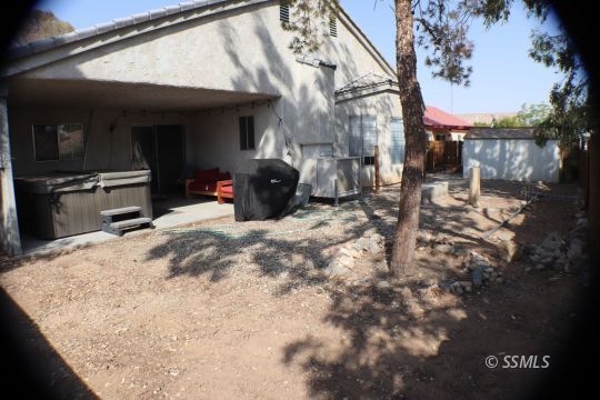 425 Veada Avenue Ridgecrest, CA 93555 - Photo 30 of 35 a view of a outdoor space