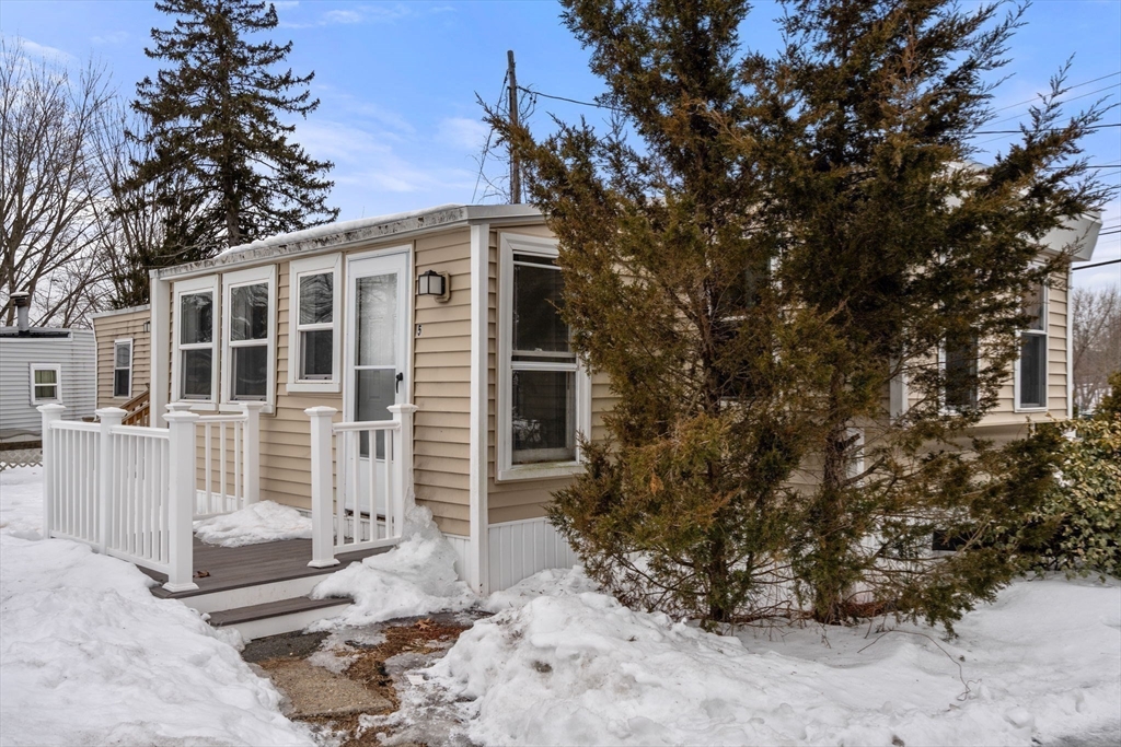 350 West Street, Unit 5 Ludlow, MA 01056 - Photo 5 of 36