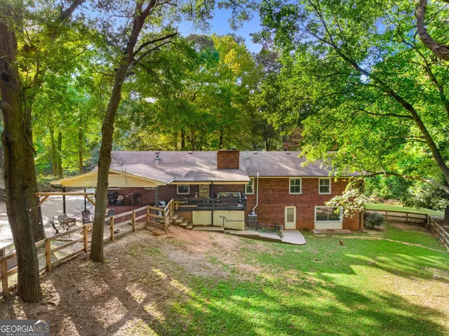 an outdoor space with garden