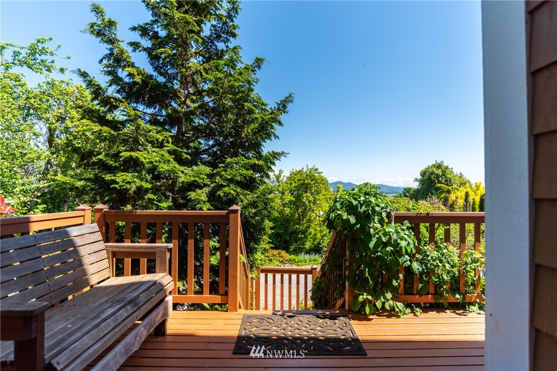 17578 Valentine Road Mount Vernon, WA 98273 - Photo 8 of 40 Gallery Image 8