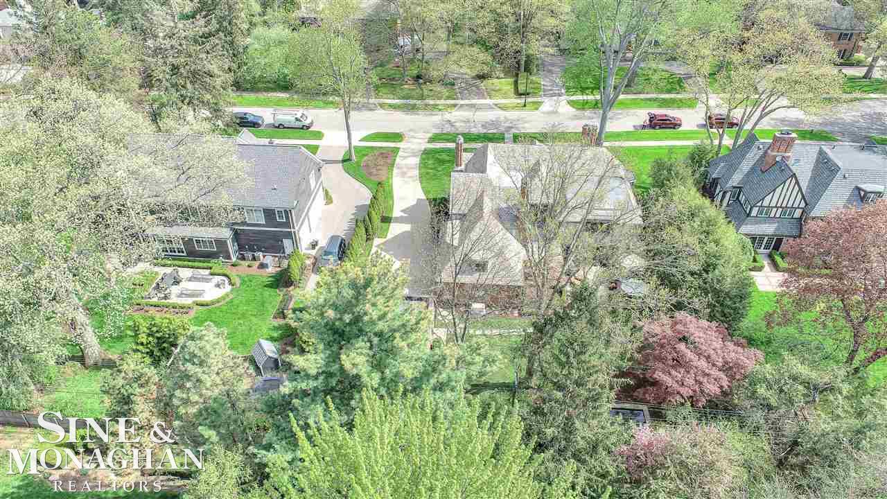 219 Cloverly Road Grosse Pointe, MI 48236 - Photo 68 of 71 50076283-67.JPG