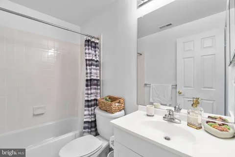 $1,395,000 | 14064 Big Branch Drive, Dayton, MD 21036