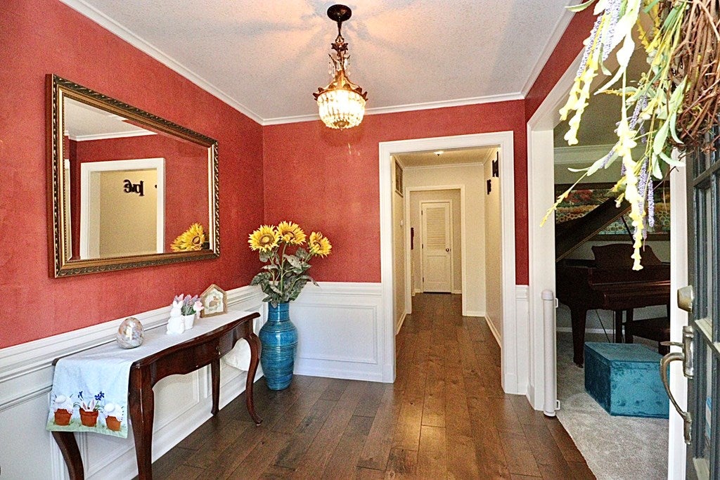 905 Millpond Road Valdosta, GA 31602 - Photo 4 of 69 Gallery Image 4