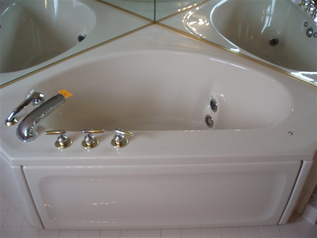 129 Milton Road Algonac, MI 48001 - Photo 27 of 30 31067390-26.JPG