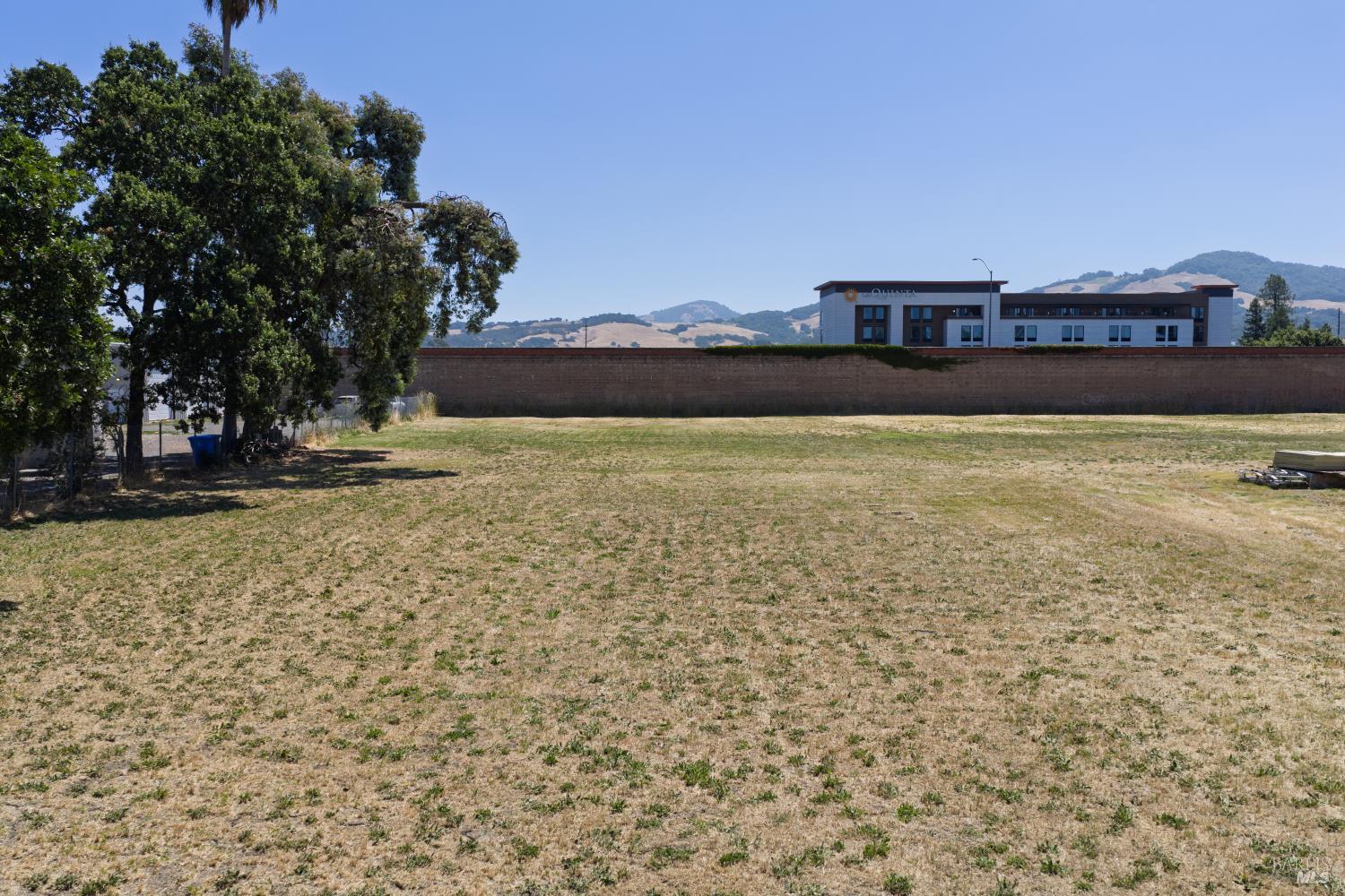 2154 Corby Avenue Santa Rosa, CA 95407 - Photo 3 of 12