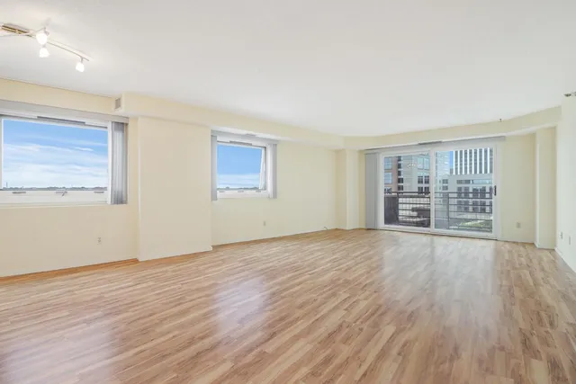 $190,000 | 66 9th Street East, Unit 1315, St. Paul, MN 55101