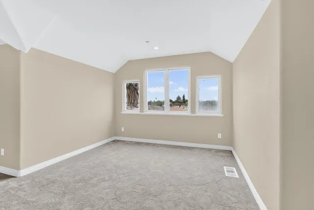 $649,950 | 19539 Meekland Avenue, Hayward, CA 94541