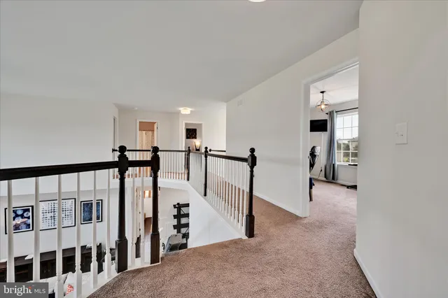 a view of a livingroom with furniture