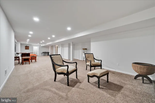 $885,000 | 43 Saddle Lane, Easton, PA 18045