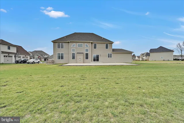 $885,000 | 43 Saddle Lane, Easton, PA 18045