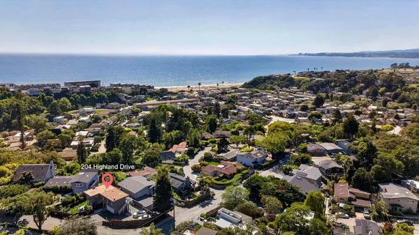 $1,699,000 | 204 Highland Drive, Aptos, CA 95003