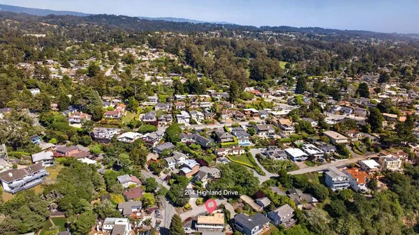 $1,699,000 | 204 Highland Drive, Aptos, CA 95003