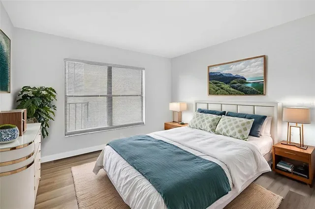 $218,500 | 900 Cove Cay Drive, Unit 6E, Clearwater, FL 33760