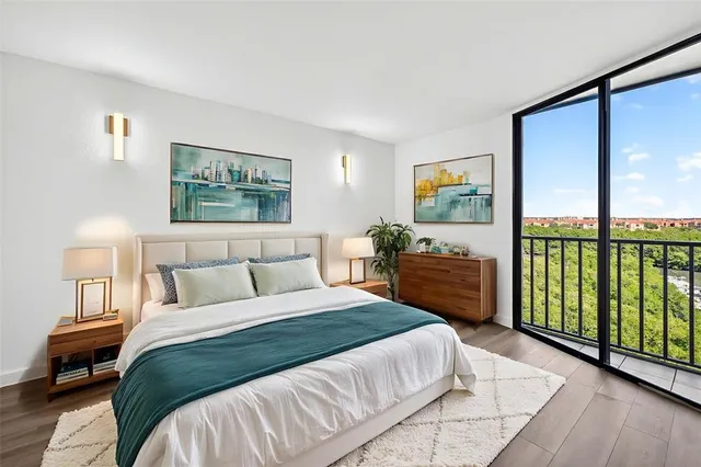 $218,500 | 900 Cove Cay Drive, Unit 6E, Clearwater, FL 33760