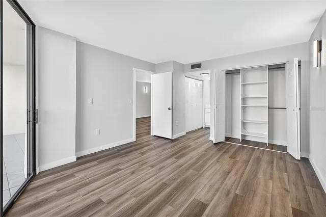 $218,500 | 900 Cove Cay Drive, Unit 6E, Clearwater, FL 33760