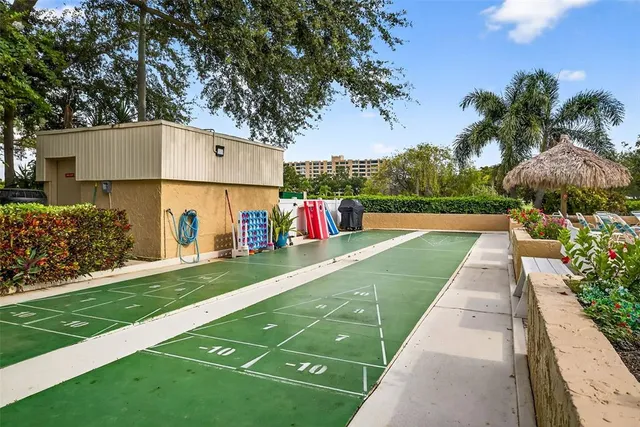 $218,500 | 900 Cove Cay Drive, Unit 6E, Clearwater, FL 33760