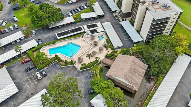 $218,500 | 900 Cove Cay Drive, Unit 6E, Clearwater, FL 33760