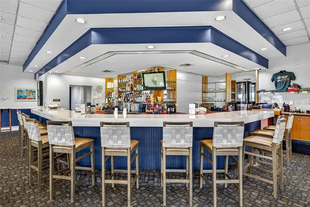 $218,500 | 900 Cove Cay Drive, Unit 6E, Clearwater, FL 33760